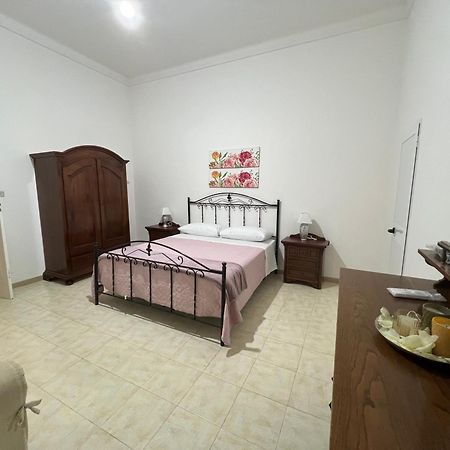 B&B Massafra Nella Tebaide 외부 사진